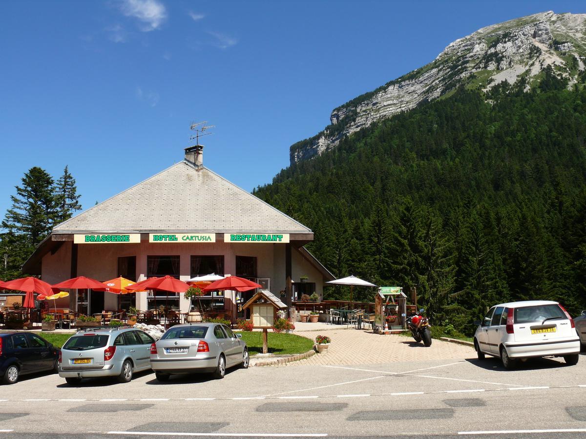 Hotel Cartusia Sarcenas Extérieur photo
