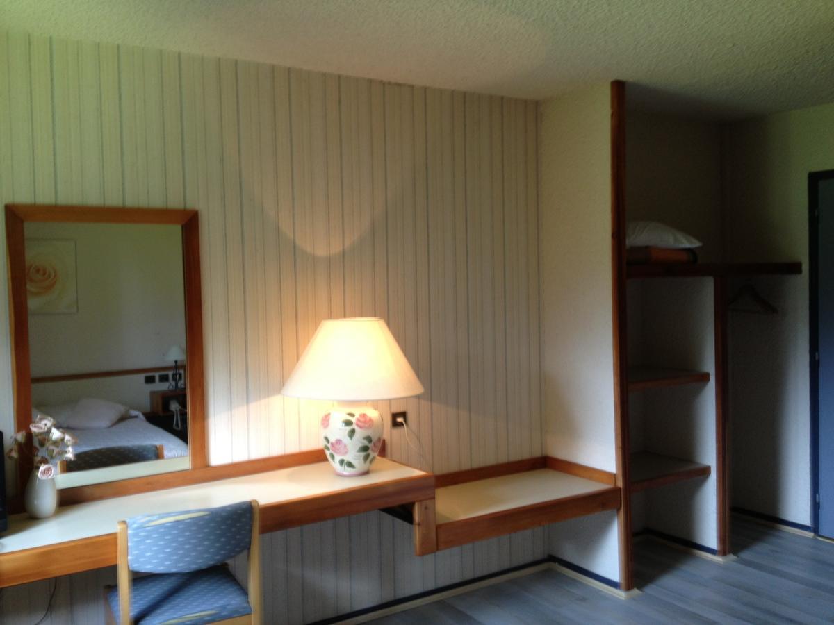 Hotel Cartusia Sarcenas Chambre photo