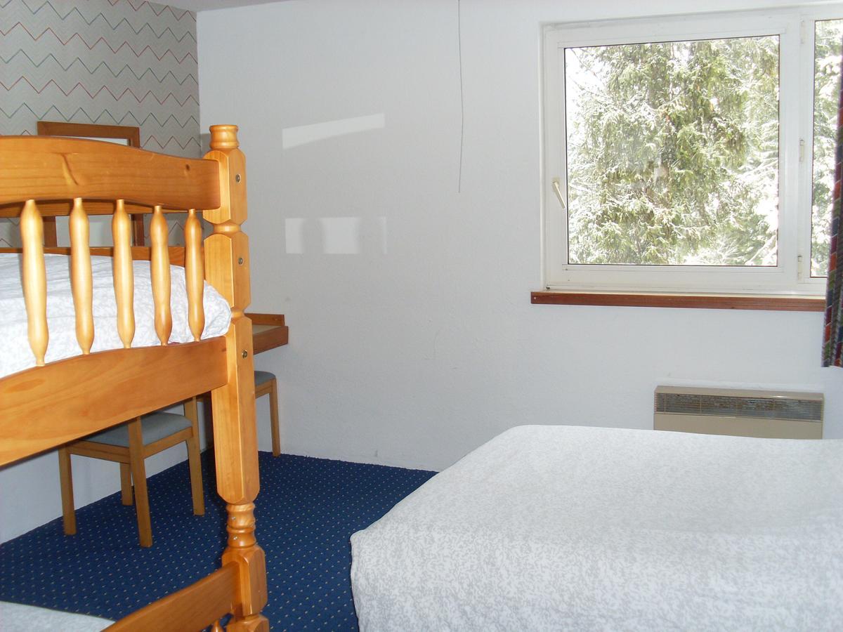 Hotel Cartusia Sarcenas Chambre photo