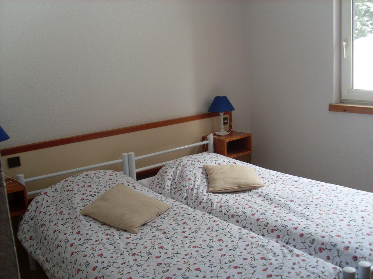 Hotel Cartusia Sarcenas Chambre photo